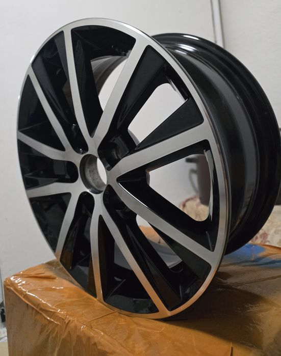 Комплект новых дисков диаметром R14