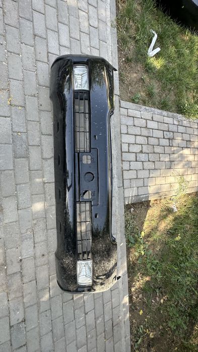 Передний бампер на тайота ленд крузер