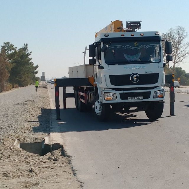 Manipulyator 12 tonnalik