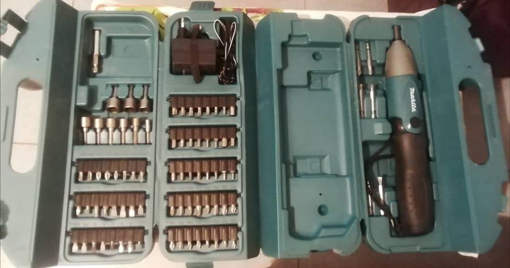 Электрическая отвёртка, шуруповëртка