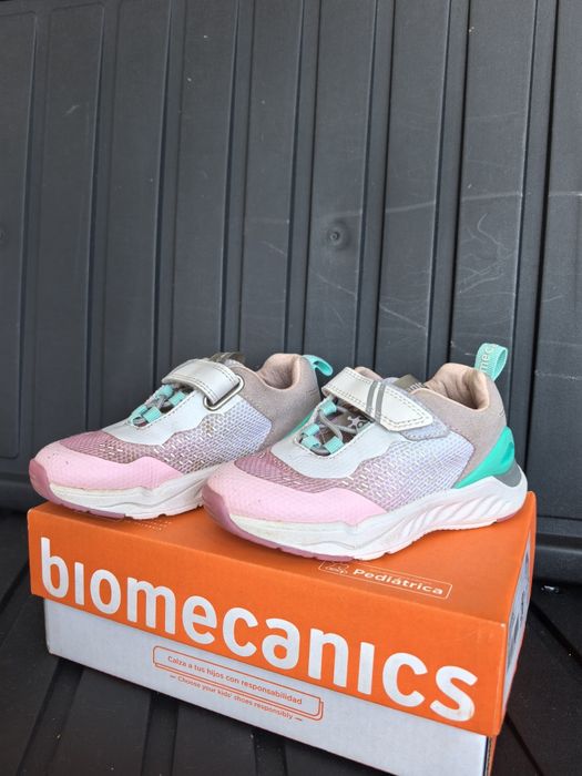 Biomecanics Биомеханикс детски маратонки 26 номер
