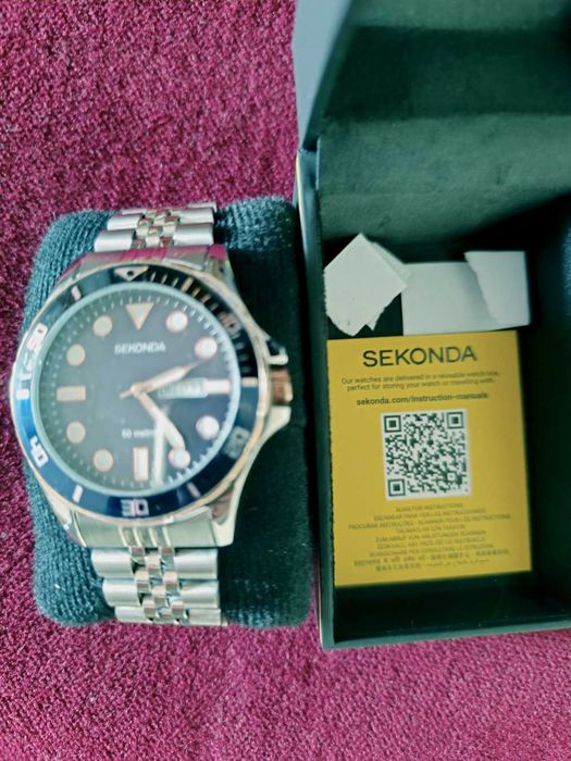 Ceas Sekonda nou + ceas William S. stare foarte buna