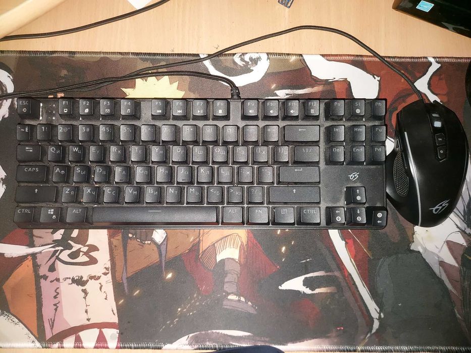 Ноутбук старенький игровой