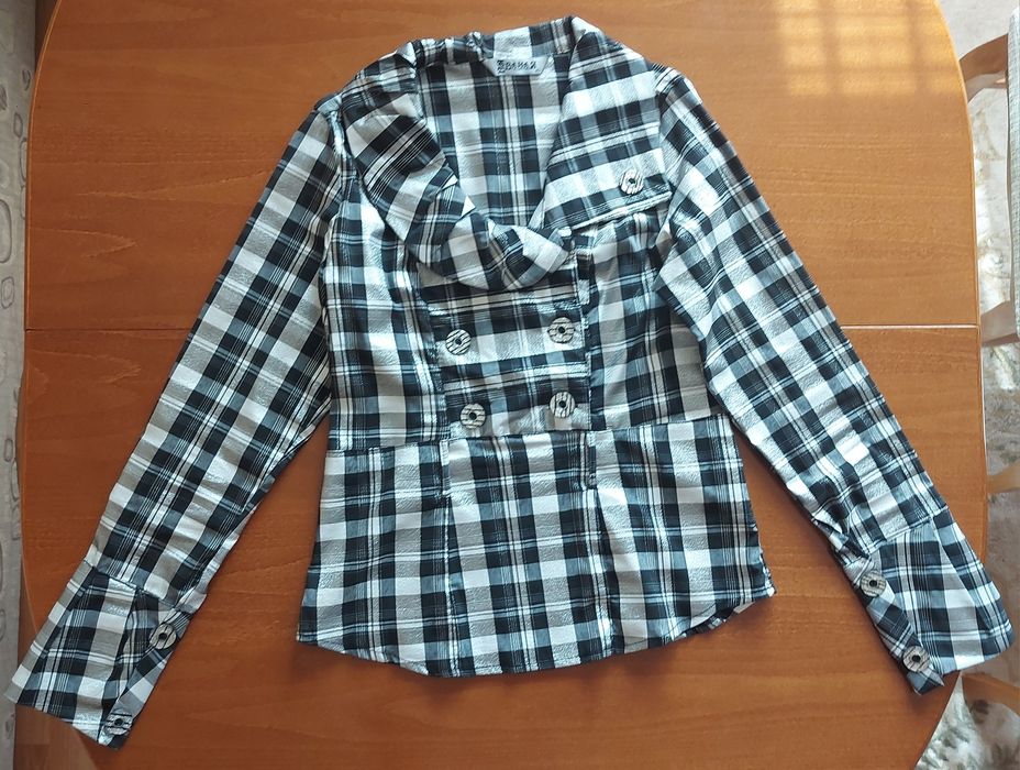 Дамска ризи и блуза с дълъг ръкав