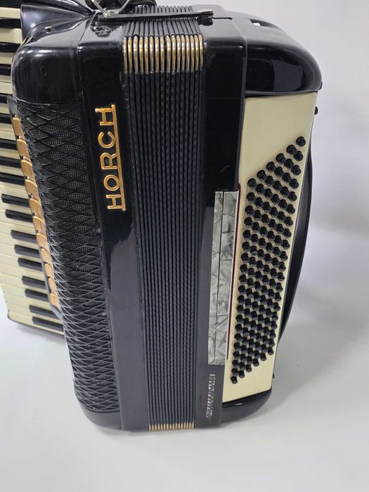 Acordeon Horch cu clape
