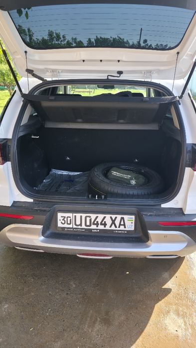 Автомобил кия сонет