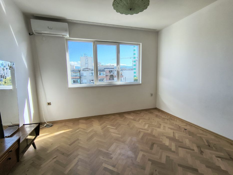 Дава се под наем Тристаен апартамент в Пловдив, Каменица 2 - 90 кв.м за 408 € - Снимка #2