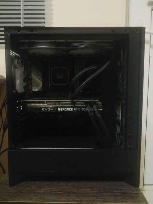 Геймърски компютър  Ryzen 7 7800X3D / RTX 3060 Ti
