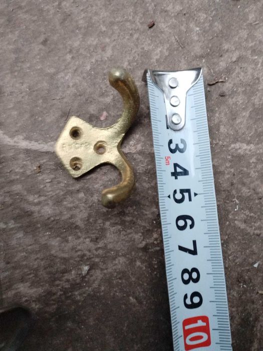 Месингови закачалки