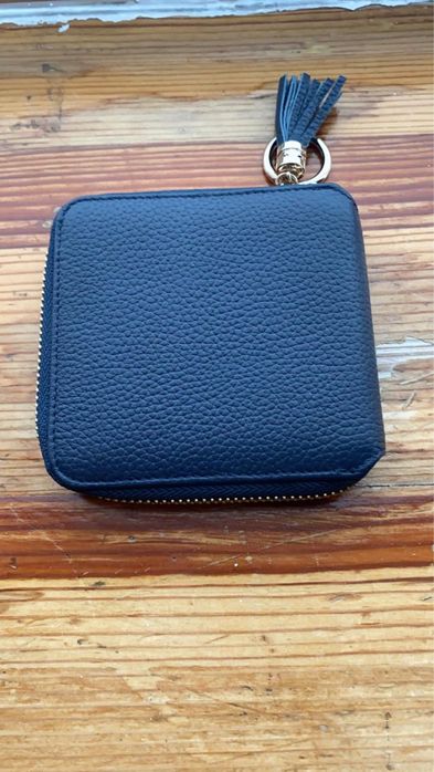 Кошелек из кожи