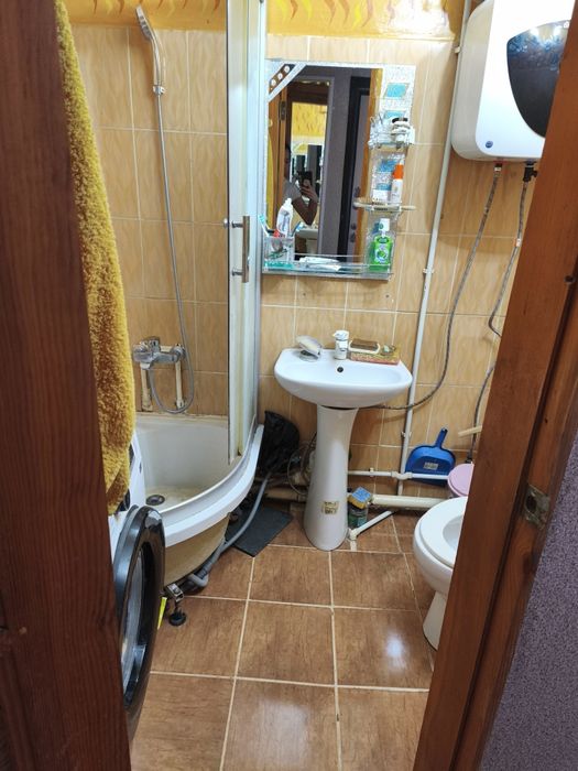 Подселение девушки