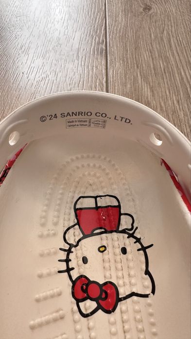 Crocs Hello Kitty Collection, оригинал, размер J3 (24 см)