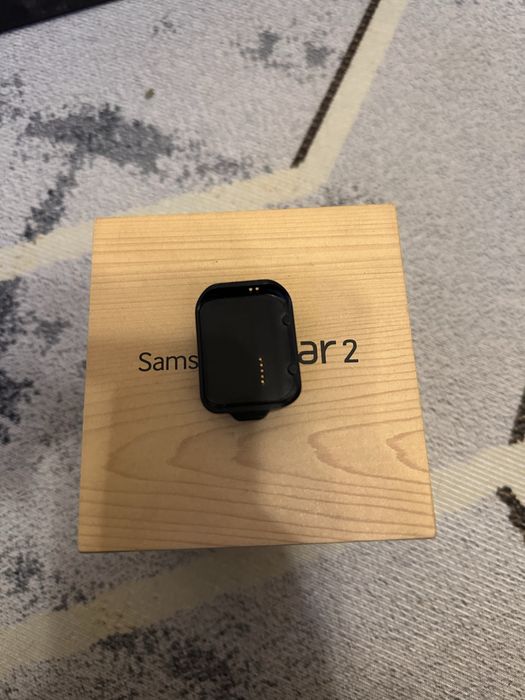 Часы Samsung Gear 2