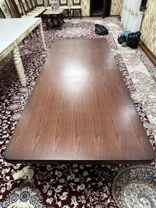 Hashamatli daraxrang stol sotiladi(xontaxta ham boladi)