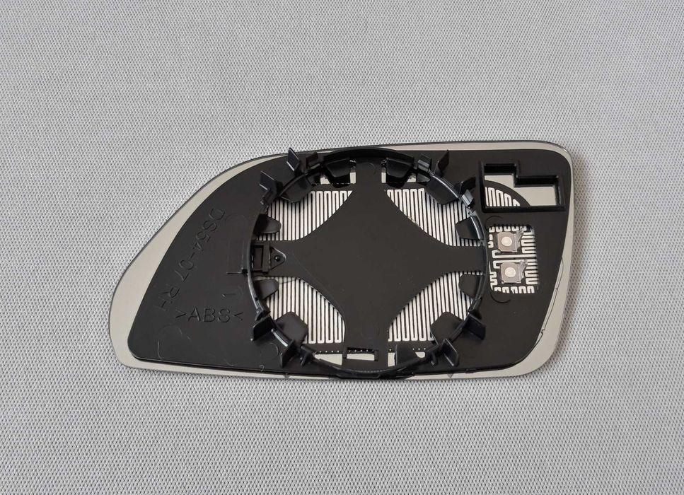 Огледало стъкло капачка Skoda Octavia II 04-08 Vw Polo 05-09 и Cross