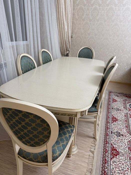 Продам стол со стульями