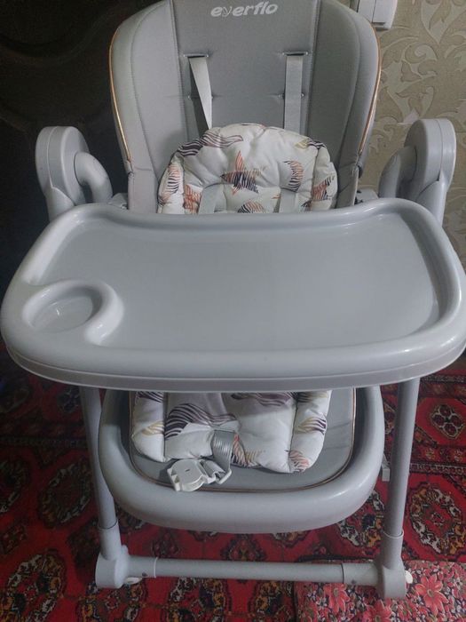 Детский стулчик (люлька)