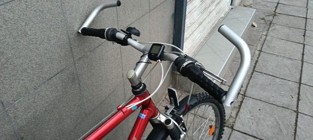 Продавам алуминиев велосипед Giant 26 цола,55 см