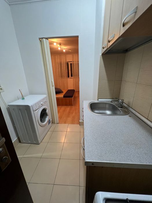 Garsoniera de inchiriat