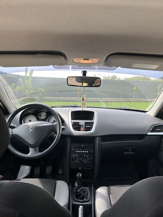 Peugeot 207 | 1.4 benzina + GPL | 184000km