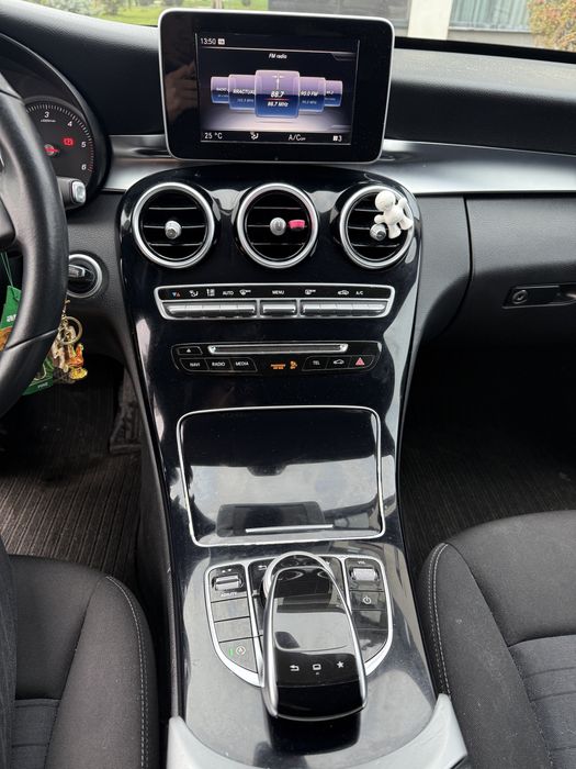 Mercedes C-Class 2015 C180d 7 G-Tronic