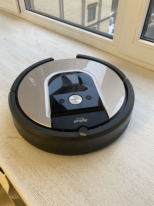 Продам роботпылесос Roomba NB0007