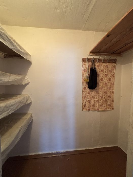 Продам двушку на кжби