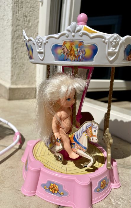 Shelly Fun Fair sister of Barbie