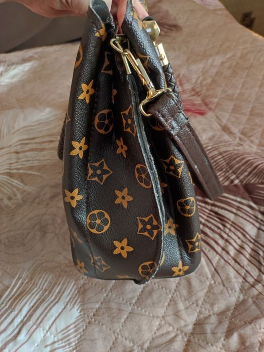 Обувь 36 р и сумки за Рафаэлло