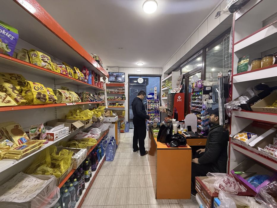 СРОЧНО !! Продается магазин в Яшнабаде 1/1/1 ( 36 кв/м ) Иззат