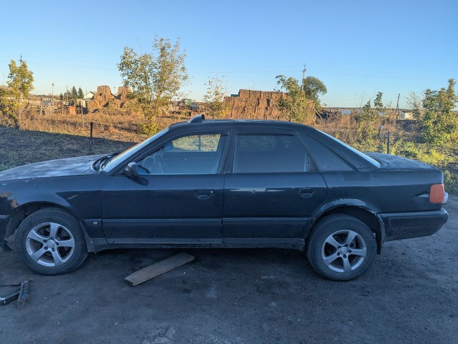 Продам Ауди 100 с4
