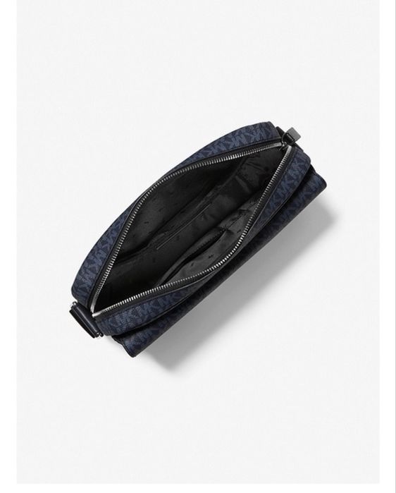 Продам сумку Michael Kors