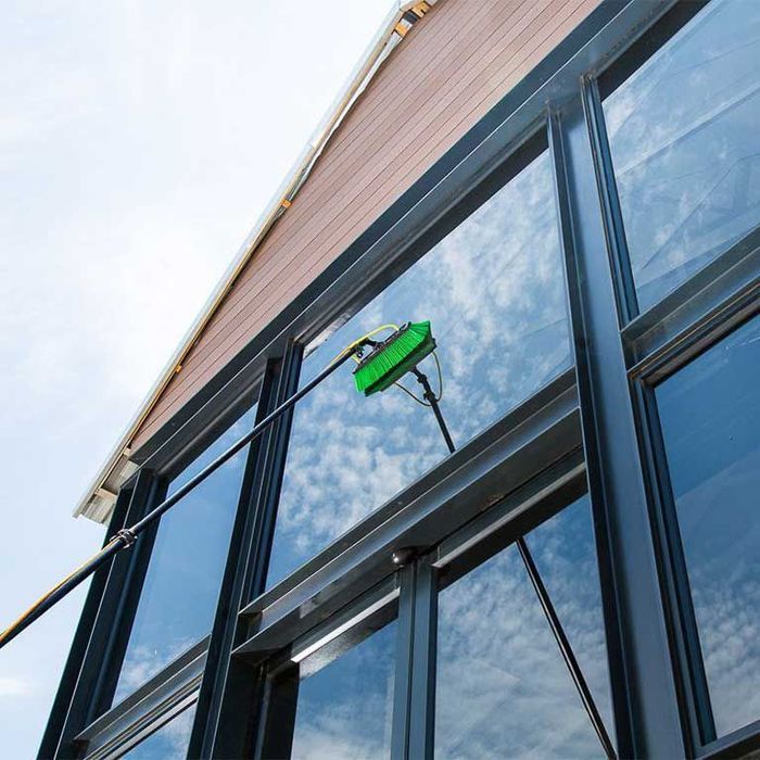 Мойка фасад и окон