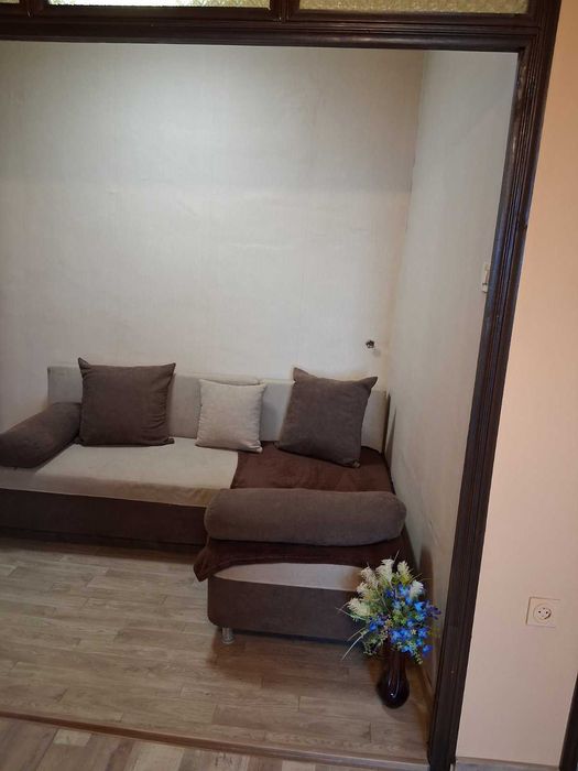 Апартамент под наем в младост