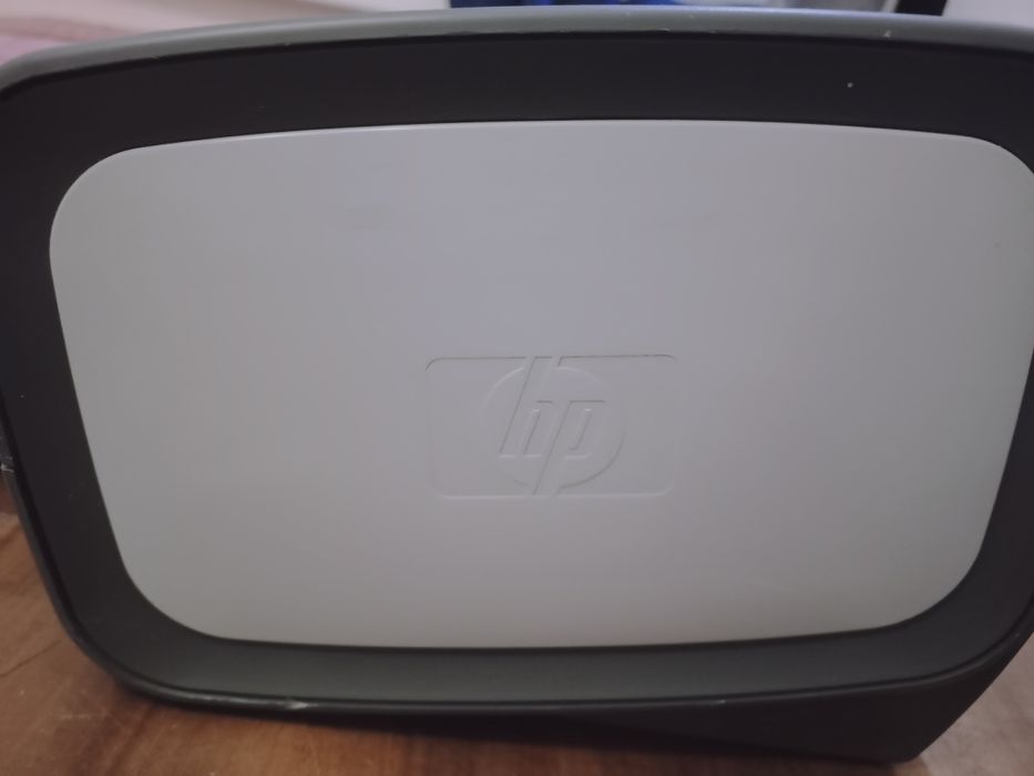 Принтер цветной hp