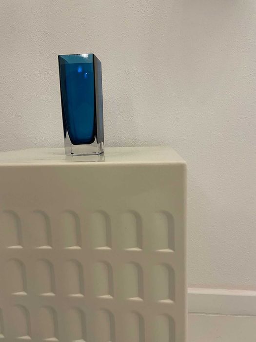 vas decor greu Lindshammar Suedia  vaza din cristal albastru Gunnar Ander