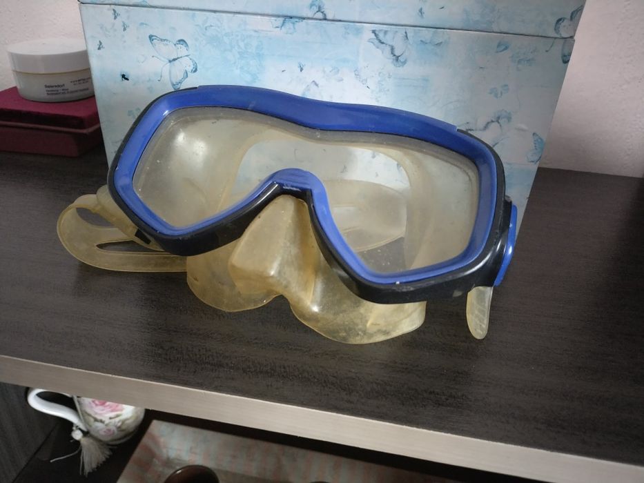 Очила за подводно плуване от Холандия