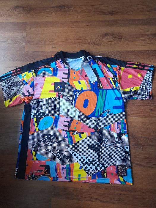 Adidas мъжка тениска XL- 2XL размер.