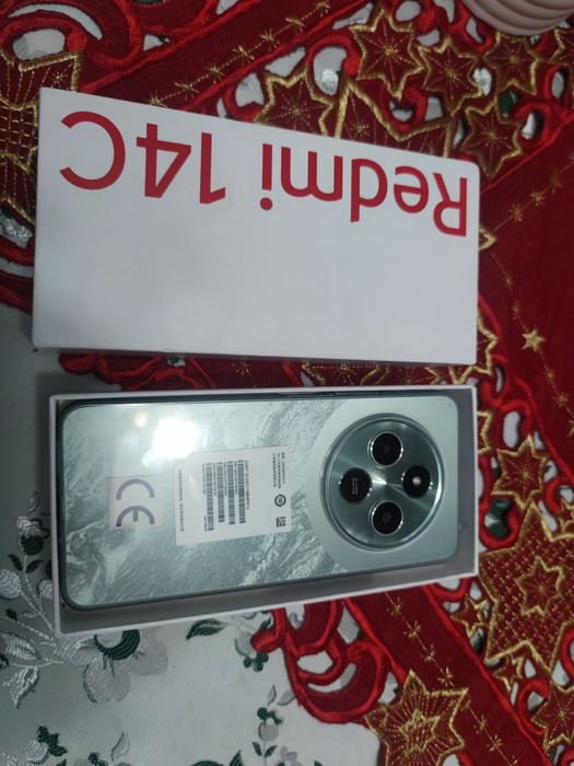 Vând telefon redmi c14 8gb-256gb