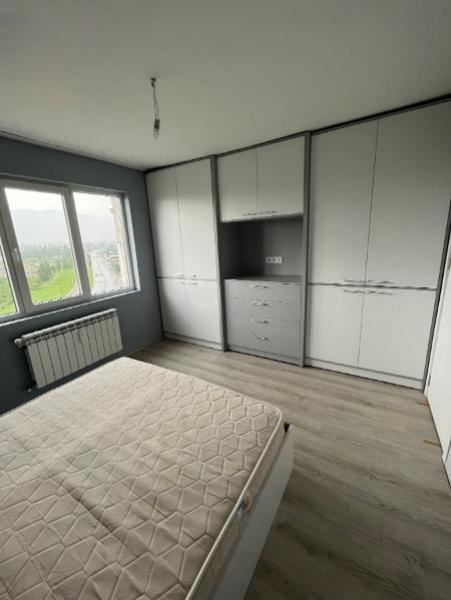 Дава се под наем Тристаен апартамент в София, Красна поляна 3 - 80 кв.м за 561 € - Снимка #5