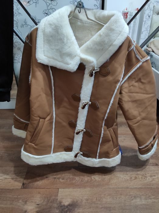 Продам новую дубленку