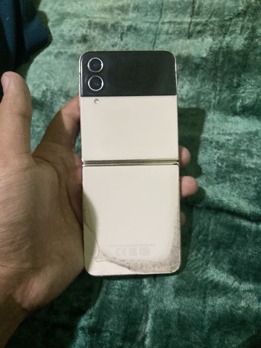 Samsung z flip 4 5G