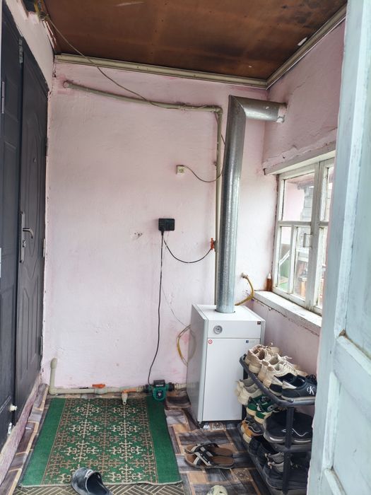 Үй сатылады 8 соттық