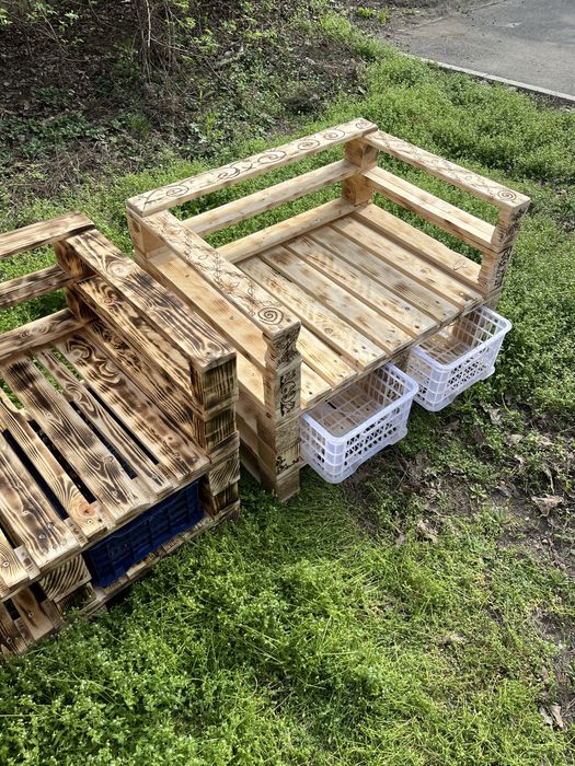 Кресло из паллет «Орнамент»