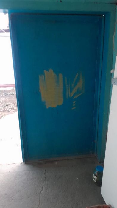 Продам двери гараж