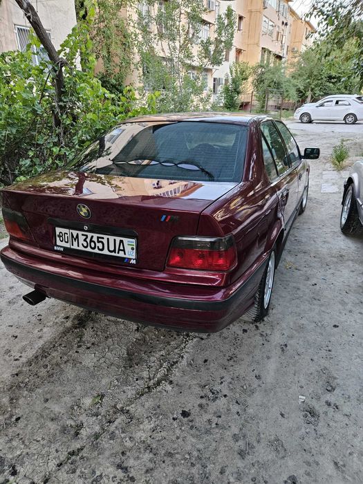 Продаю бмв е36 мотор м43б18