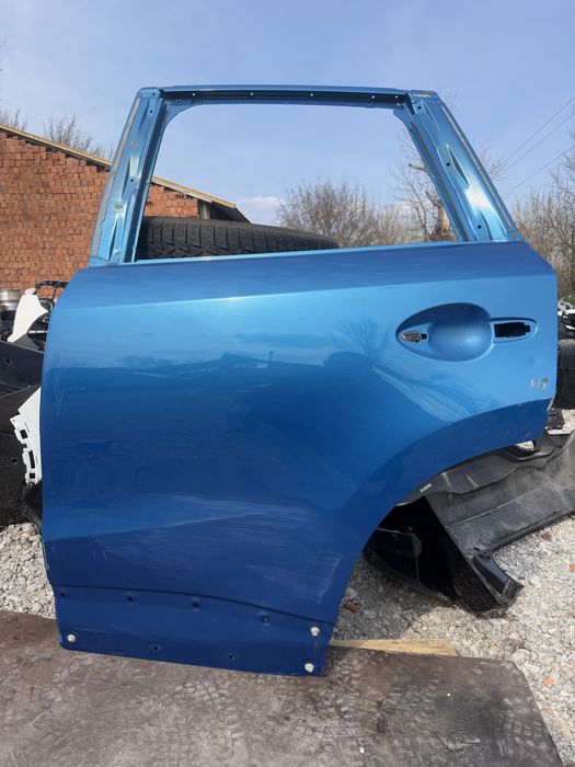 Врата Mazda CX-5 2012 год.-