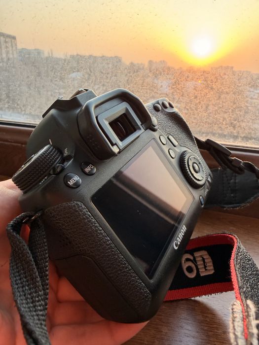 Фотоапарат Canon 6D