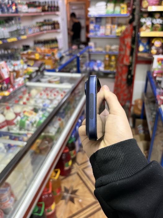 Продам айфон 17 про 256гб