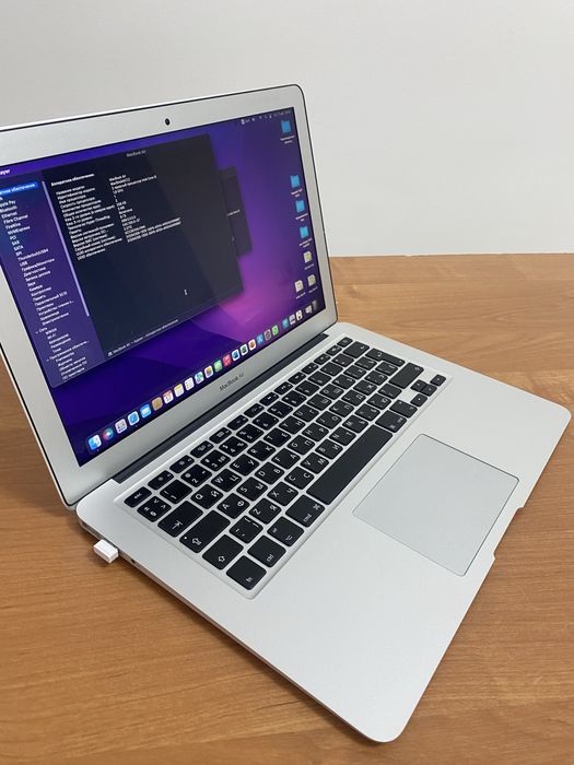 Продам MacBook Air 13